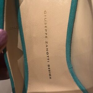 Tall heels 40.5 euro size look at pic for color Giuseppe